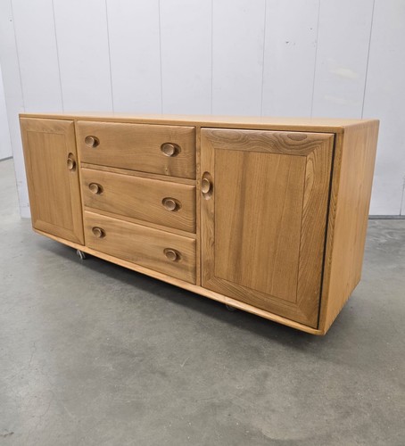 Ercol windsor 455 sideboard - 455,