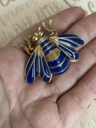 Trifari brooch butterfly blue - trifari,