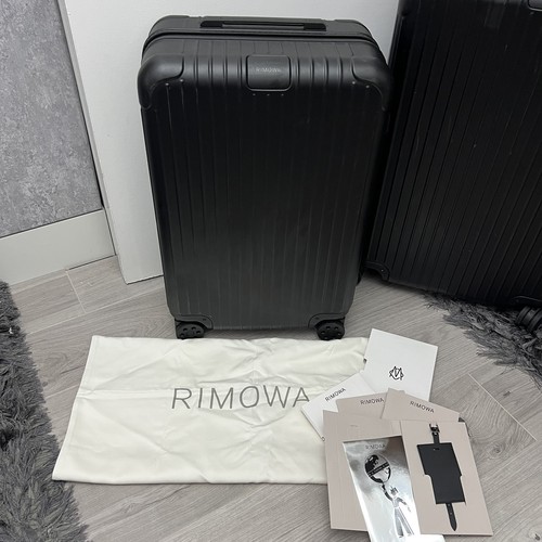 Rimowa essential matte black - rimowa,
