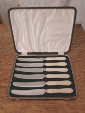 Vintage Set 6 Faux Bone Handle