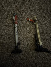 2 Model Railway Signals Oo
