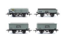 BACHMANN 'OO' GAUGE RAKE OF 4 BR GREY ASSORTED CLAY/ STEEL TIPPLER WAGONS