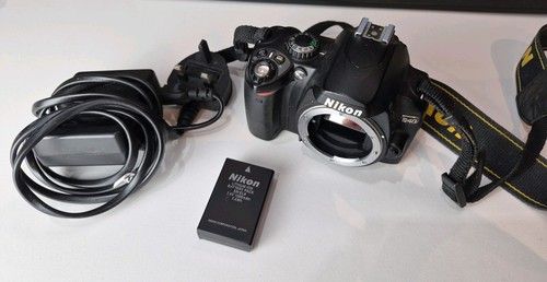 Vintage nikon d40 dslr camera - dslr,