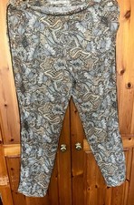 Zara Women's Capri Pants Size 8-10