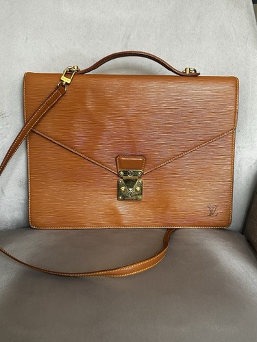 Authentic vintage louis - authentic,