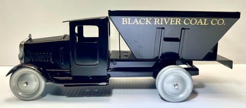 Black river coal - river,