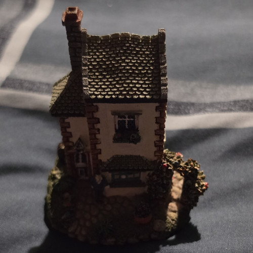 Lilliput lane painted resin - lane,
