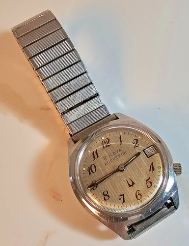 Bulova accutron 1977 stainless - accutron,