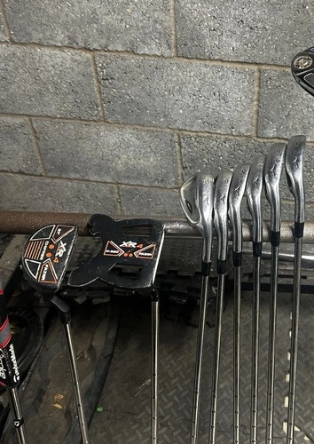 Right handed golf clubs - right-handed,