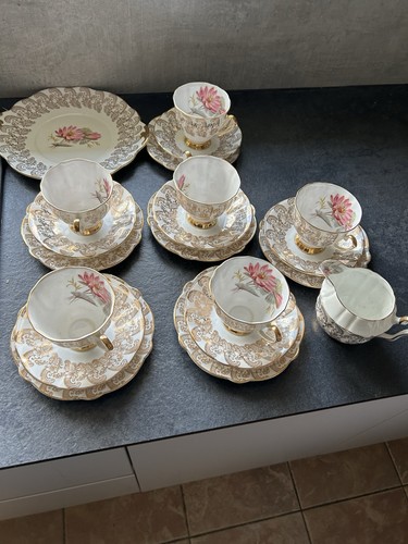 Six trio sets plus cake - six,