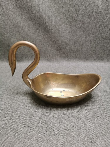 Elegant solid brass swan - elegant,