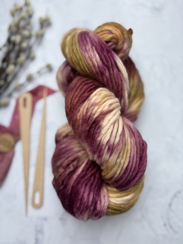 Hand dyed merino - hand,