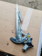 HONDA CRV MK4 N/S/F PASSENGER SIDE FRONT DOOR WINDOW REGULATOR & MOTOR 2013