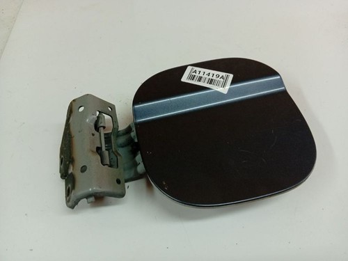Fuel tank cap flap - ,