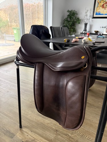 Black country show saddle - show,
