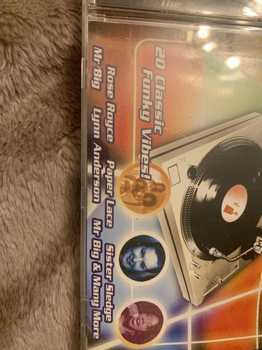 The number one turntable - one, 70's