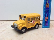 Yellow U.S.A American School