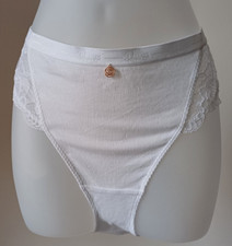 BNWT M&S Rosie Size 18 High