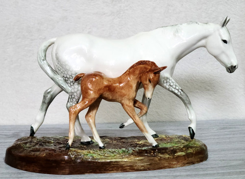 Royal doulton large gude mare - doulton,