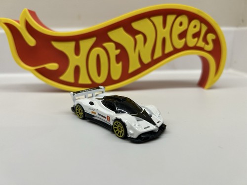 Hot wheels pagani - wheels, zonda