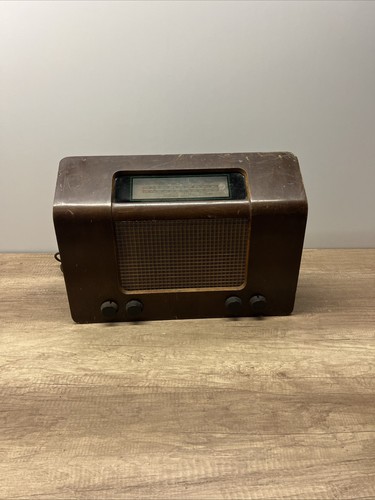 Vintage murphy valve radio - murphy,