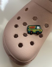 Scoobydoo Van Shoe Charm For