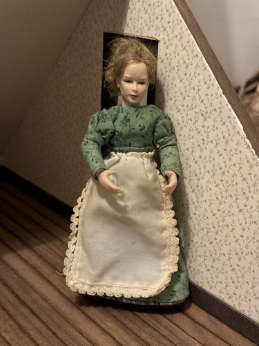 Dolls house furniture 12 - dolls,