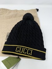 GUCCI Pompom Beanie Size
