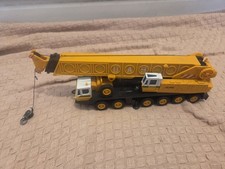 Toy Crane (Damaged)