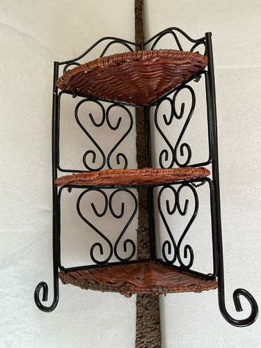 Vtg tier wrought iron - tier, iron/