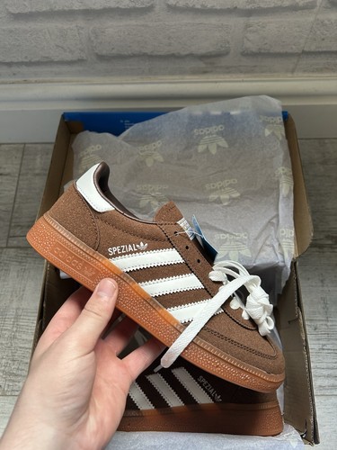 Adidas brown and white - brown,
