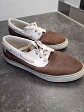 LACOSTE LIVE BOAT SHOES / TRAINERS / CASUAL SHOES = BROWN SUEDE = SIZE 8 = USED