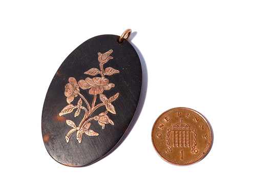 Antique pique faux - antique,