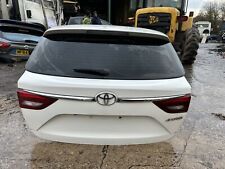 2015-2018 TOYOTA AVENSIS ESTATE WHITE TAILGATE BOOT LID 040 COLOUR CODE 
