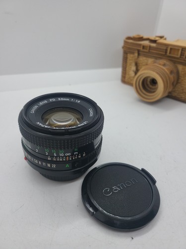 Canon 50mm prime lens - 50mm, f1.8