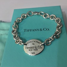 Return To Tiffany & Co Oval