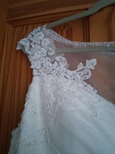 Symphony Of Venus Wedding Dress, Ivory. Venus & Bella. Around Size 18