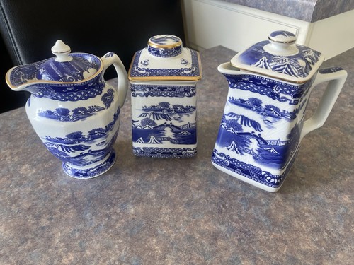 Ringtons willow pattern - ringtons,