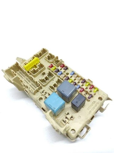 Toyota avensis estate t25 fuse - avensis,