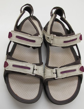 Ladies Nike ACG Beige Purple