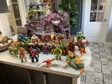 He-Man MOTU Snake Mountain Tested  With 24 Action Figures Early 80s By Mattel