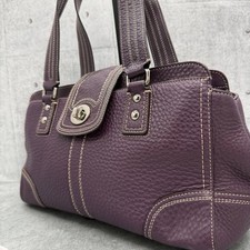 COACH  Hamptons Leather