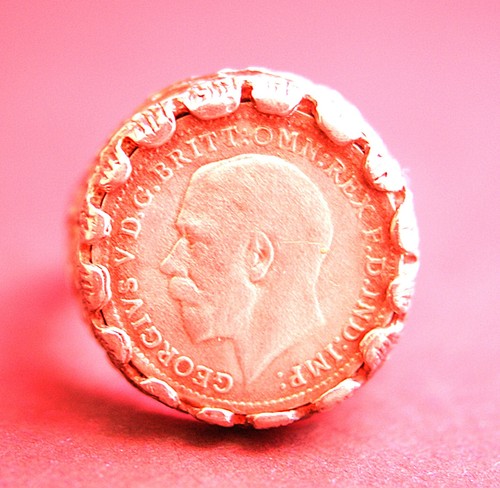 Silver threepenny bit - , ring