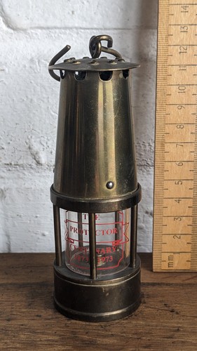Protector eccles small - of,