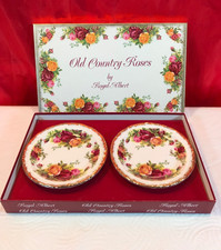 VINTAGE ROYAL ALBERT OLD