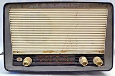 VINTAGE RADIO MADE BY NATIONAL ECKO BEHALF PYE LTD ENGLAND BAKELITE COLLECTIBLES