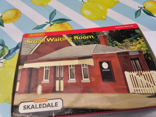 Hornby skaledale r8531 small - r8531, "small