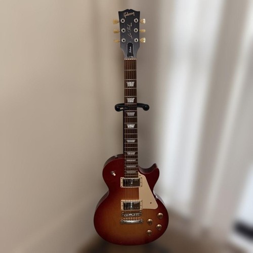 Gibson les paul tribute - paul, /