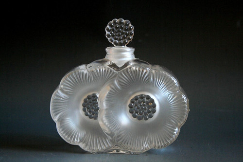 Lalique duex fleur glass - duex,