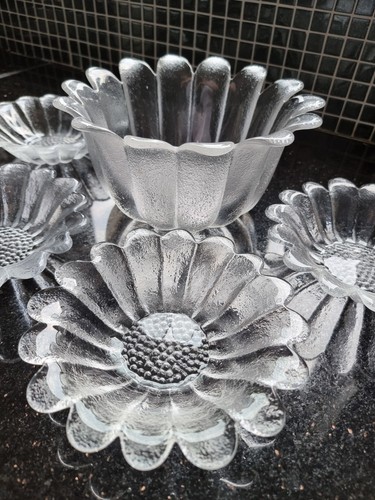 Dartington crystal daisy - crystal,